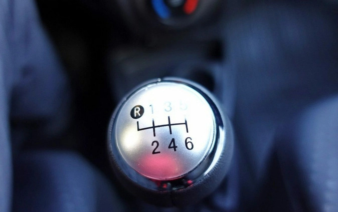 Toyota Yaris cena 19900 przebieg: 192000, rok produkcji 2010 z Pyrzyce małe 121